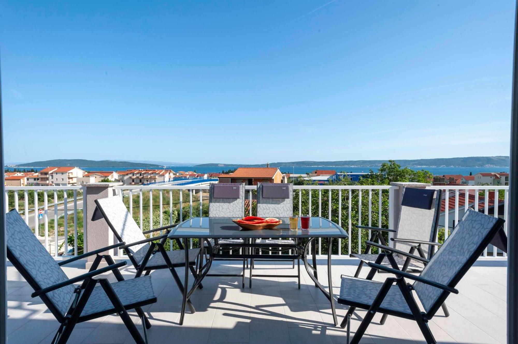 Apartment Sunshine, Sunrise, Sunset Kastela Exterior photo