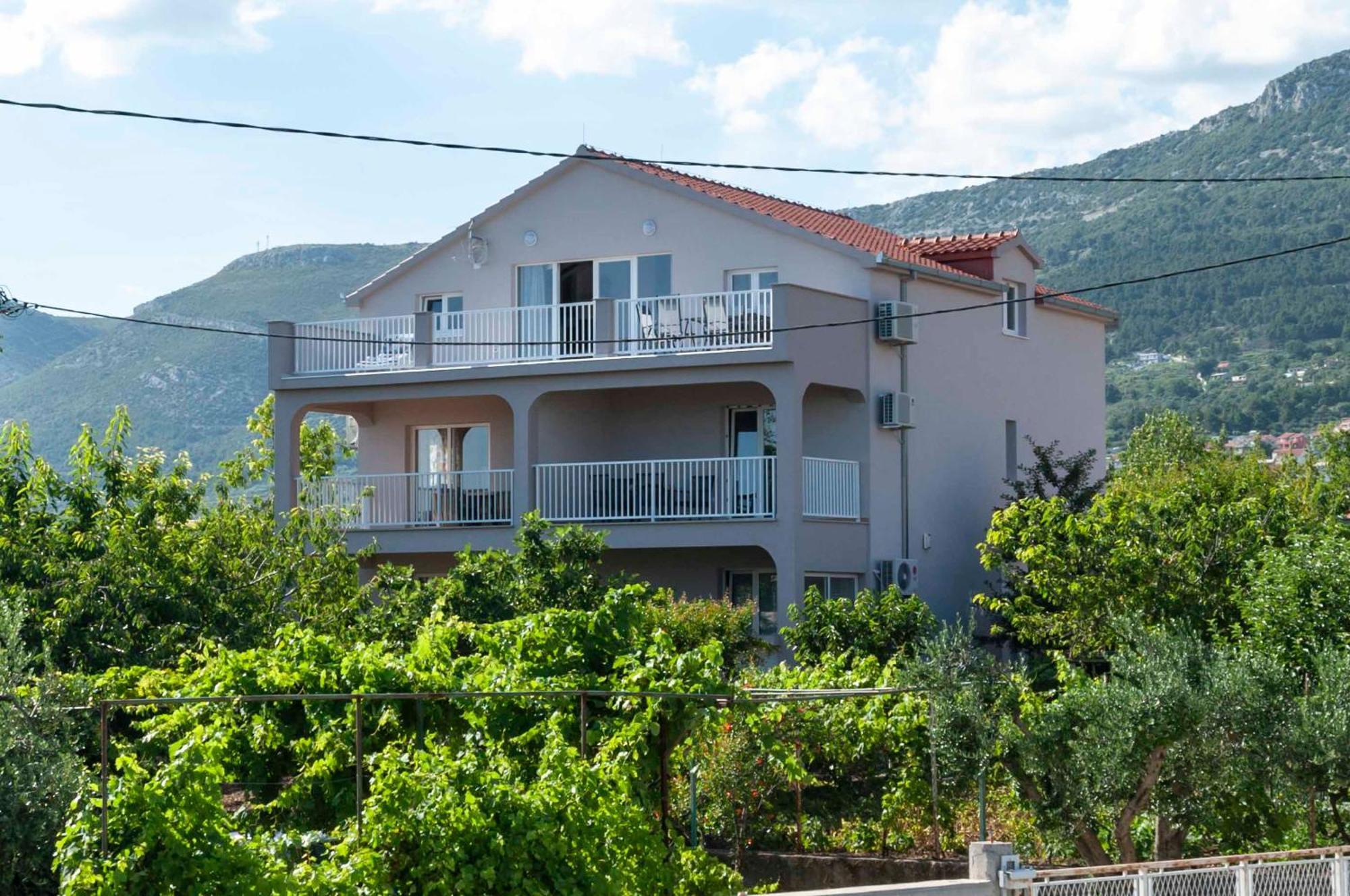 Apartment Sunshine, Sunrise, Sunset Kastela Exterior photo